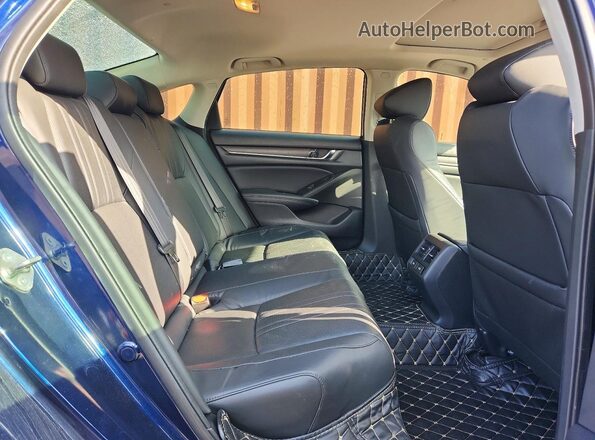 1HGCV3F9XJA800355 2018 HONDA ACCORD Blue უკანა სავარძლების ხედი