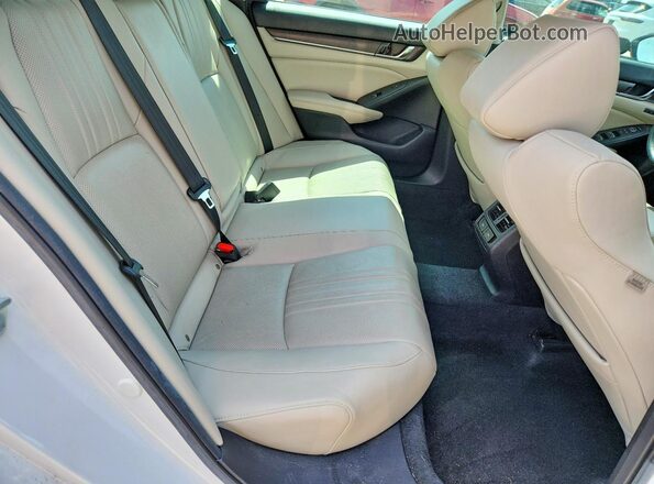 1HGCV3F9XMA016391 2021 HONDA ACCORD Белый Вид задних сидений