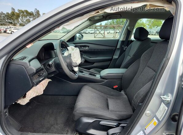 1HGCY1F20RA014140 2024 HONDA ACCORD Silver Вид салону спереду