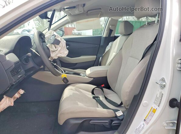 1HGCY1F22PA014394 2023 HONDA ACCORD White Vista interior delantera