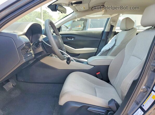 1HGCY1F24RA017798 2024 HONDA ACCORD Серебряный Вид салона спереди