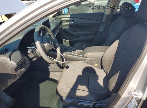 1HGCY1F26TA018085 2026 HONDA ACCORD Silver Սալոնի դիմացի տեսք
