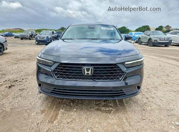 1HGCY1F27RA000106 2024 HONDA ACCORD Black Widok z przodu