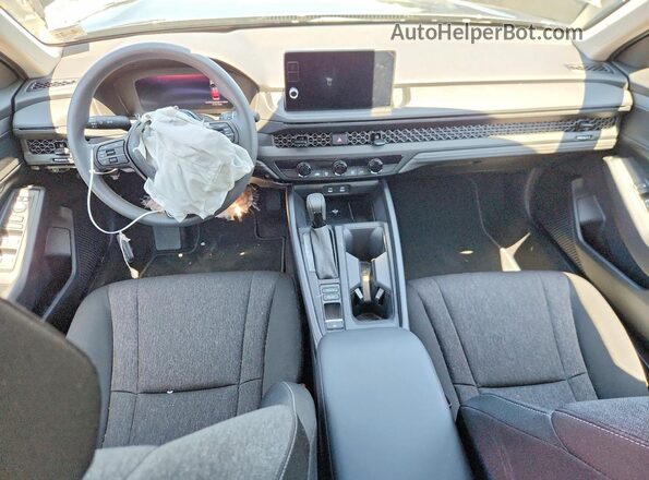 1HGCY1F28TA013938 2026 HONDA ACCORD Серый Вид панели приборов