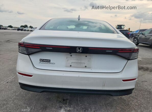 1HGCY1F31PA034399 2023 HONDA ACCORD White უკანა ხედი