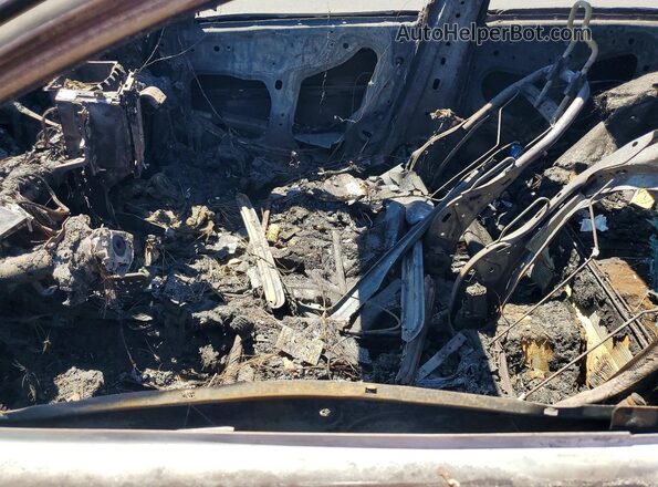 1HGCY1F34PA049320 2023 HONDA ACCORD White Вид салону спереду