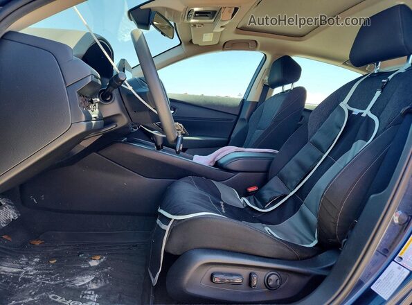 1HGCY1F34RA082353 2024 HONDA ACCORD Blue Вид салону спереду