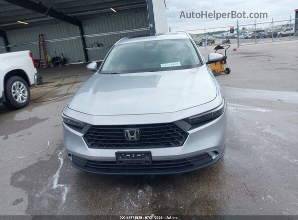 1HGCY1F34RA085012 2024 HONDA ACCORD Silver Սարքավորումների վահանակի տեսք