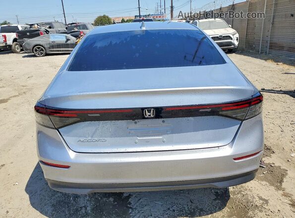 1HGCY1F35RA043125 2024 HONDA ACCORD Silver Widok z tyłu