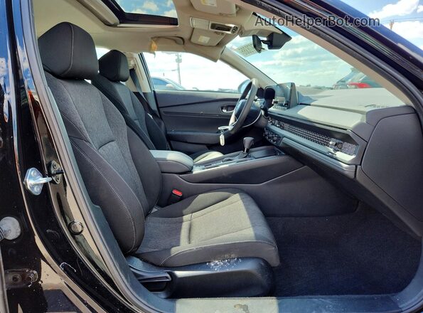 1HGCY1F35RA063262 2024 HONDA ACCORD Черный Вид салона спереди