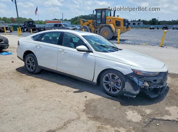 1HGCY1F36PA042451 2023 HONDA ACCORD White Delantero derecho