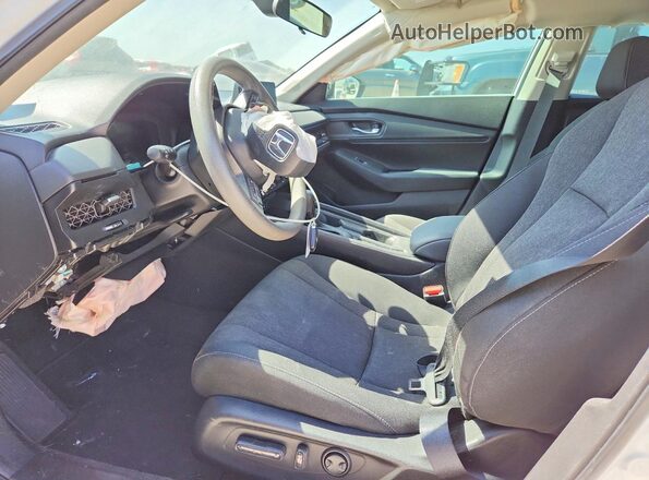 1HGCY1F37RA023636 2024 HONDA ACCORD Белый Вид салона спереди