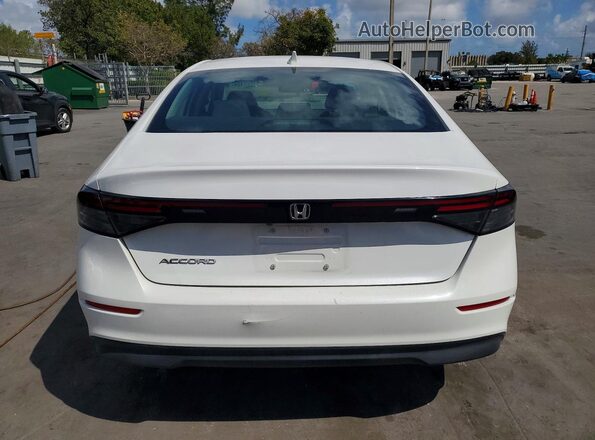 1HGCY1F37RA078460 2024 HONDA ACCORD White Vista trasera