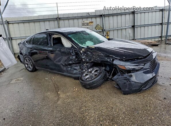1HGCY1F38RA063143 2024 HONDA ACCORD Black Передня права чверть