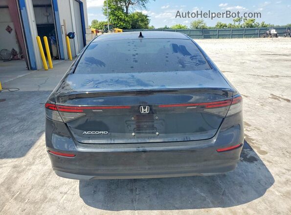 1HGCY1F3XRA032668 2024 HONDA ACCORD Black Вид ззаду