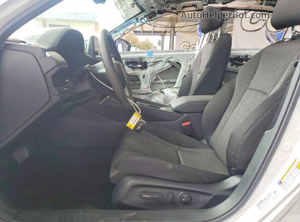 1HGCY1F3XRA088805 2024 HONDA ACCORD White Սալոնի դիմացի տեսք