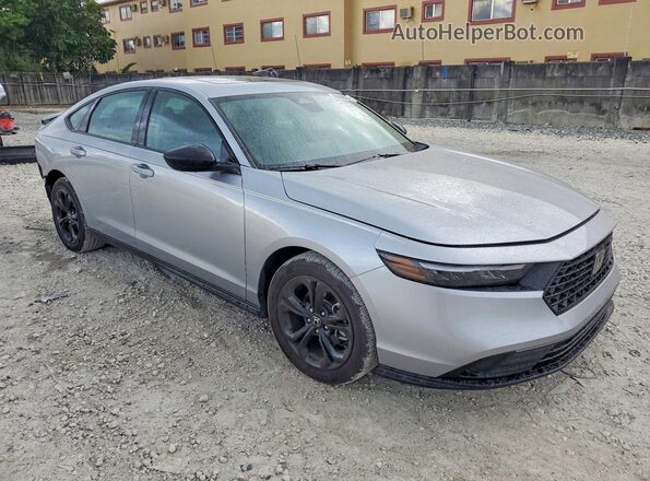 1HGCY1F43SA079071 2025 HONDA ACCORD Silver Front interior view