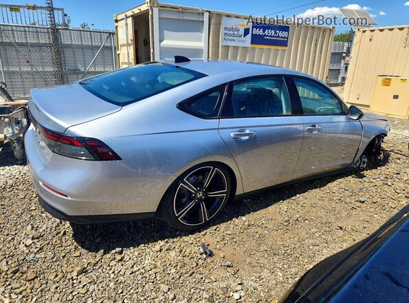 1HGCY1F44TA022153 2026 HONDA ACCORD Silver Задня права чверть