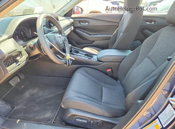 1HGCY1F45SA036139 2025 HONDA ACCORD Синий Вид салона спереди