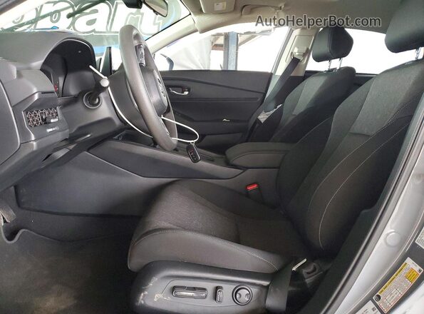 1HGCY1F45SA087897 2025 HONDA ACCORD Silver Vista interior delantera