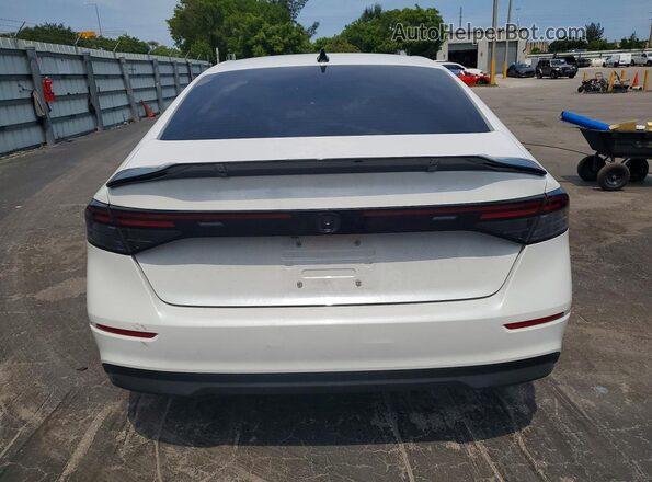1HGCY1F47SA057431 2025 HONDA ACCORD White Вид задньої частини салону
