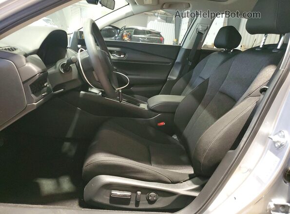 1HGCY1F47TA024916 2026 HONDA ACCORD Silver Widok wnętrza z przodu