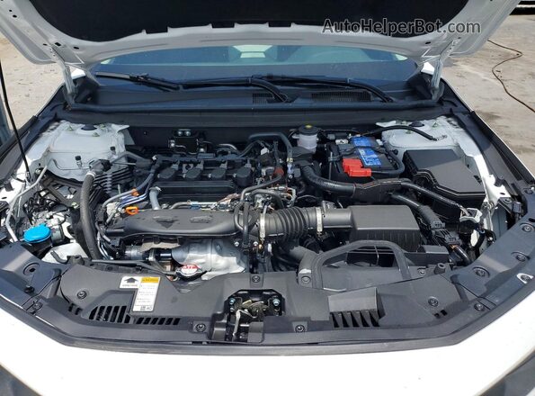 1HGCY1F49SA070780 2025 HONDA ACCORD White Սալոնի հետևի տեսք