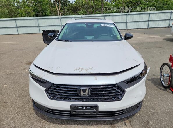 1HGCY1F49SA088681 2025 HONDA ACCORD White Widok z przodu
