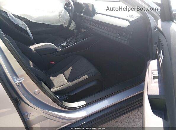 1HGCY1F49TA032029 2026 HONDA ACCORD Silver Widok wnętrza z przodu