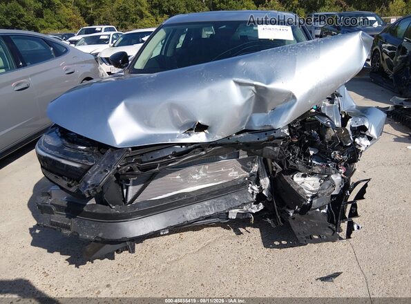1HGCY1F49TA032029 2026 HONDA ACCORD Silver Widok wnętrza z tyłu