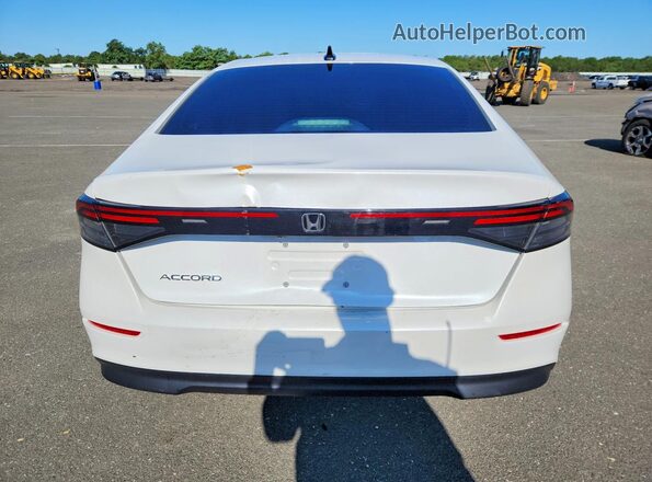 1HGCY1F4XSA004402 2025 HONDA ACCORD Белый Вид сзади