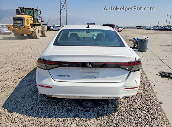 1HGCY1F4XSA077236 2025 HONDA ACCORD White Widok z tyłu