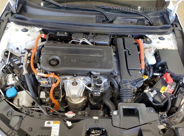 1HGCY2F51SA008904 2025 HONDA ACCORD White Вид задньої частини салону