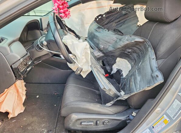 1HGCY2F52SA037344 2025 HONDA ACCORD Silver Front interior view