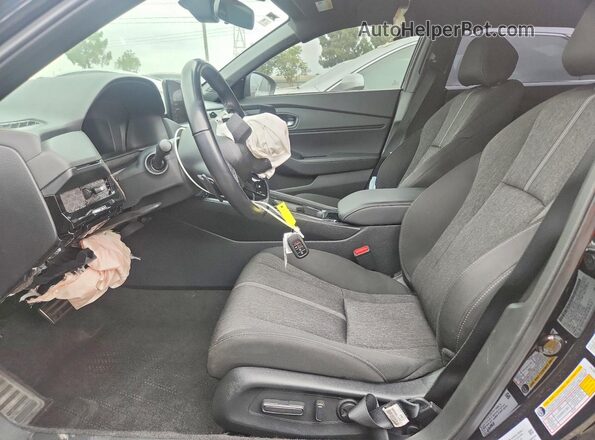 1HGCY2F53SA080400 2025 HONDA ACCORD Black Вид салону спереду