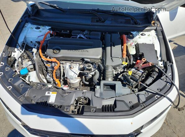 1HGCY2F55SA038052 2025 HONDA ACCORD White Vista interior trasera