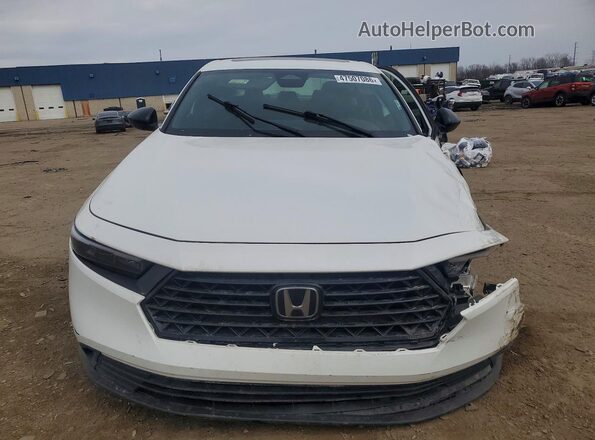 1HGCY2F56RA008116 2024 HONDA ACCORD White Widok z przodu