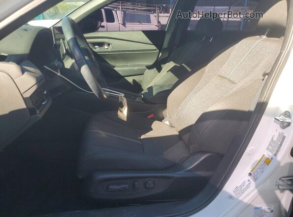 1HGCY2F57RA010103 2024 HONDA ACCORD White Vista interior delantera