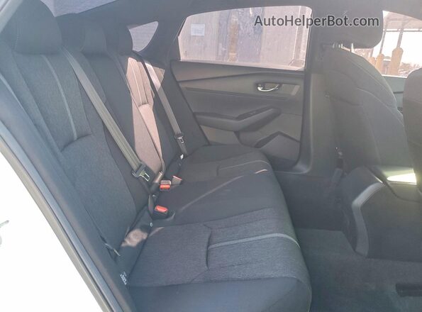 1HGCY2F57RA010103 2024 HONDA ACCORD White Vista de los asientos traseros