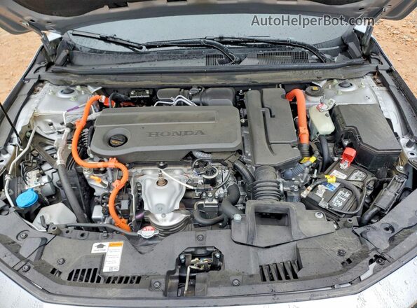 1HGCY2F57SA017929 2025 HONDA ACCORD Silver Вид задньої частини салону