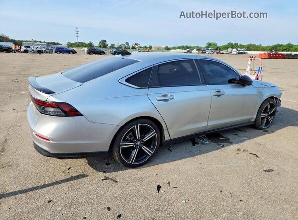 1HGCY2F59RA008210 2024 HONDA ACCORD Silver უკანა მარჯვენა