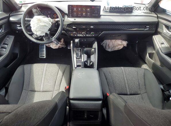 1HGCY2F59SA046252 2025 HONDA ACCORD Red Вид панелі приладів