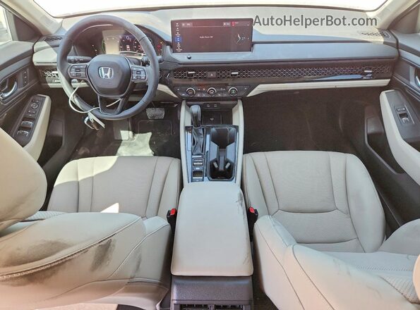1HGCY2F62TA025379 2026 HONDA ACCORD Белый Вид панели приборов