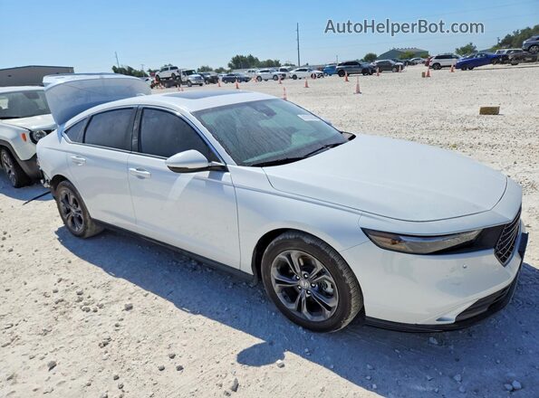 1HGCY2F62TA025379 2026 HONDA ACCORD Белый Передняя правая четверть