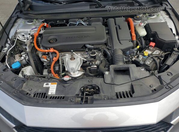 1HGCY2F63RA008003 2024 HONDA ACCORD Серебряный Вид задней части салона