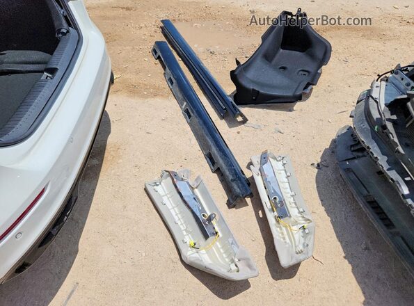 1HGCY2F69SA054926 2025 HONDA ACCORD White Շարժիչի բաժամունքի տեսք