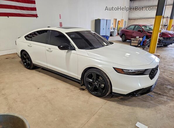 1HGCY2F70SA096040 2025 HONDA ACCORD White Delantero derecho