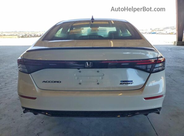 1HGCY2F72TA006937 2026 HONDA ACCORD White Вид ззаду
