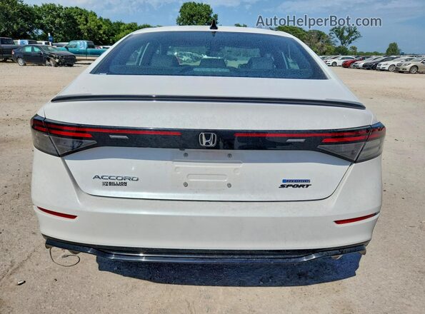 1HGCY2F75SA045360 2025 HONDA ACCORD White უკანა ხედი