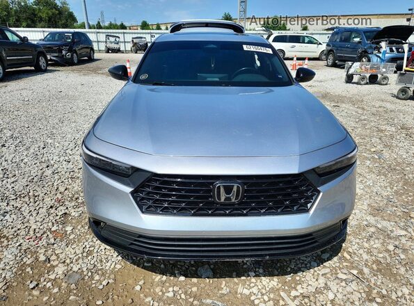 1HGCY2F77RA051963 2024 HONDA ACCORD Silver Widok z przodu